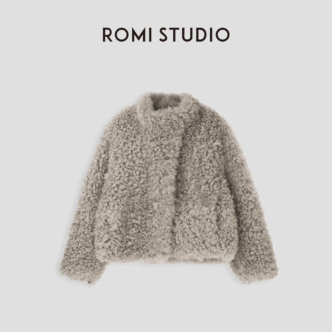 ROMISTUDIO100%西班牙麦斯卷皮毛一体卡其绿短款皮毛外套23AWW244