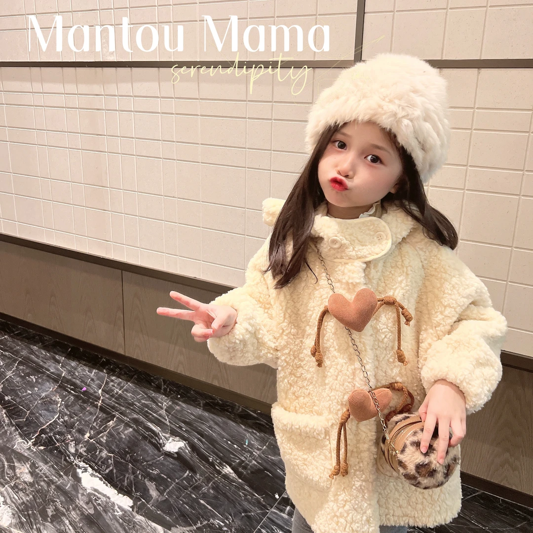 【Mt studio】【现货】秋冬女童甜美可爱毛呢一体保暖爱心扣外套大衣