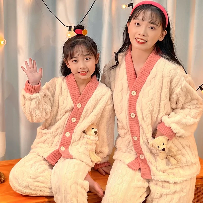 加厚儿童睡衣套装秋冬季新款女宝宝法兰绒家居服中大童加绒保暖