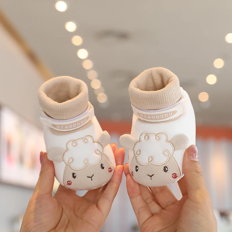 秋冬款婴儿棉鞋0-1岁3-6-9个月男女宝宝软底学步鞋新生不掉新生婴