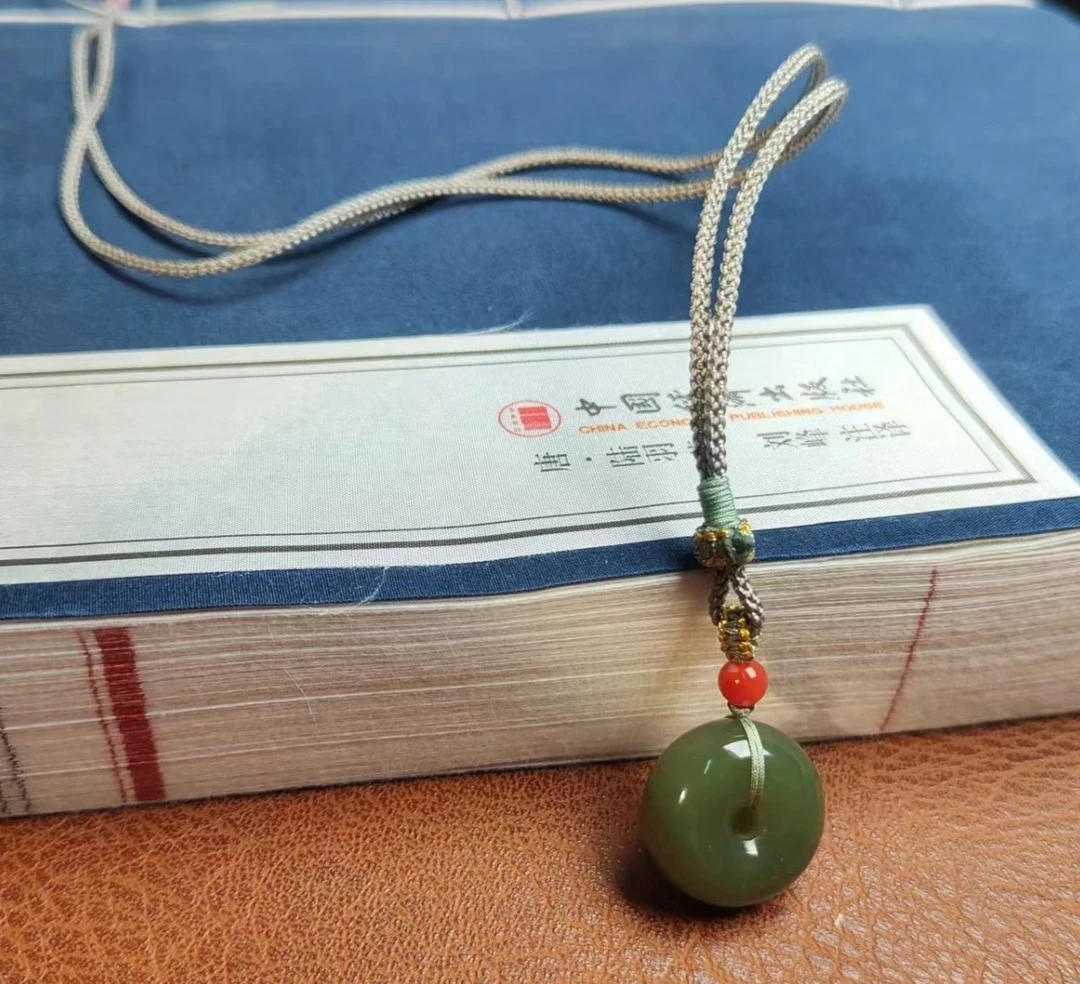 左边珠宝丨和田玉吊坠 （Z874）（多样性发）