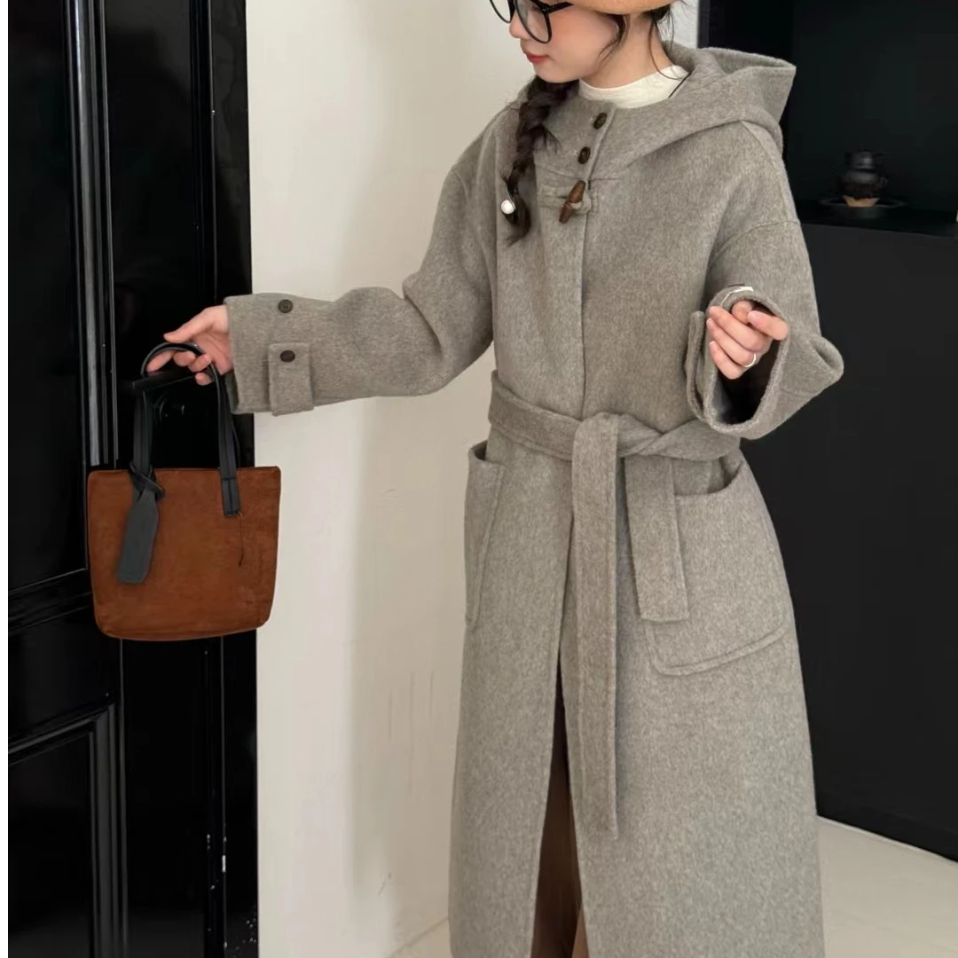 BABEILAI/芭贝莱牛角扣连帽韩系休闲双面毛呢大衣轻奢时尚