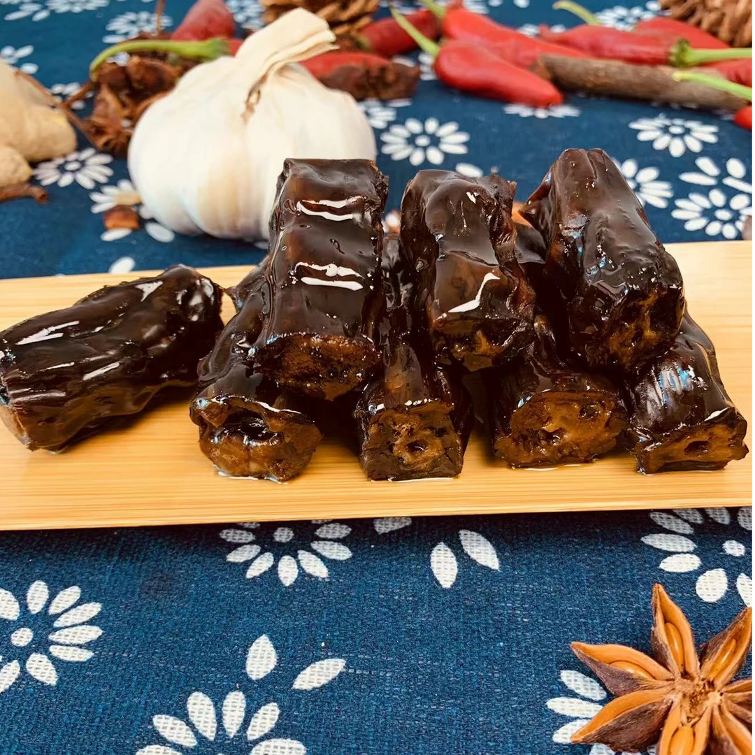 湖南常德戴胡子酱香鸭脖传统工艺 酱香味十足 休闲小零食