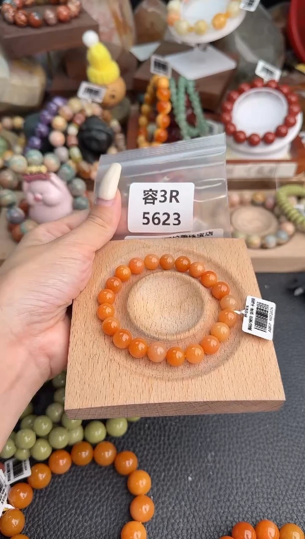 【闪购商品】石英质玉手链未镶嵌3R5623