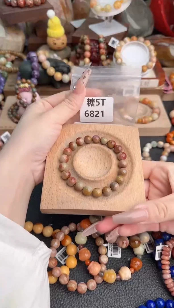 【闪购商品】石英质玉手链未镶嵌5T6821