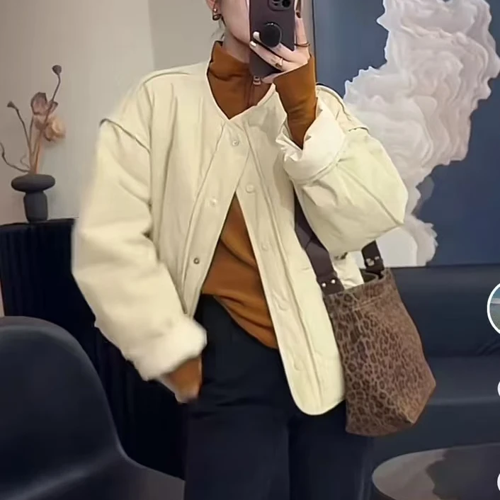 P241085时尚宽松大口袋棉服