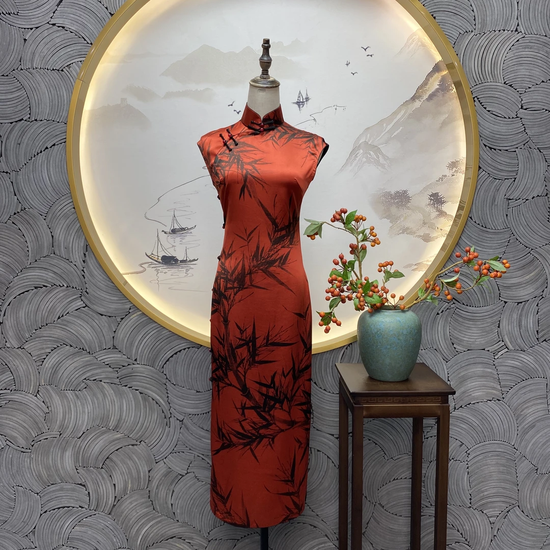 勾丝-【红竹】良辰媄锦桑蚕丝香云纱全手工扦边旗袍衣长约125CM