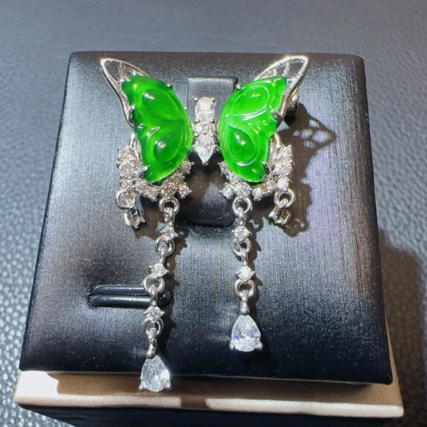 【新款胸针】天然a货翡翠高冰阳绿蝴蝶吊坠气质百搭古风0199