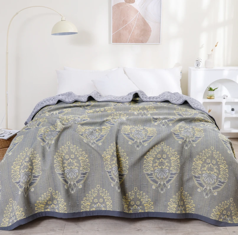 XDONGY（冬云家纺）240*250 火山岩自主吸湿发热毯 知秋一叶绿色