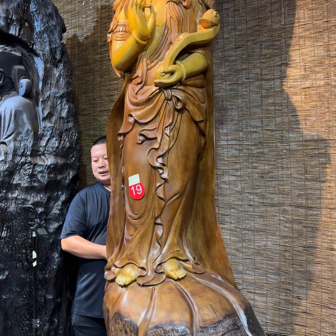 香樟木范*姐香樟木材质南海观音95 84 295