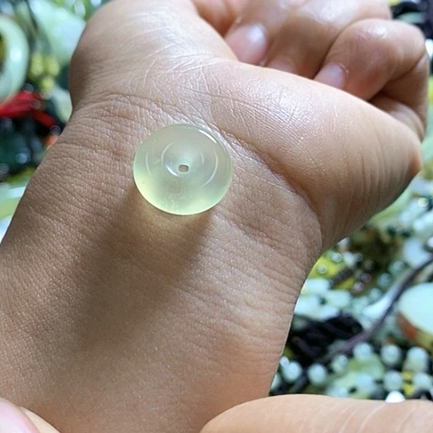 岫玉手绳未镶嵌一个