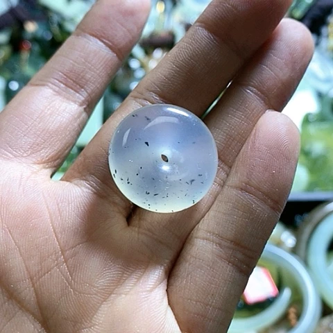 岫玉颈饰未镶嵌一个