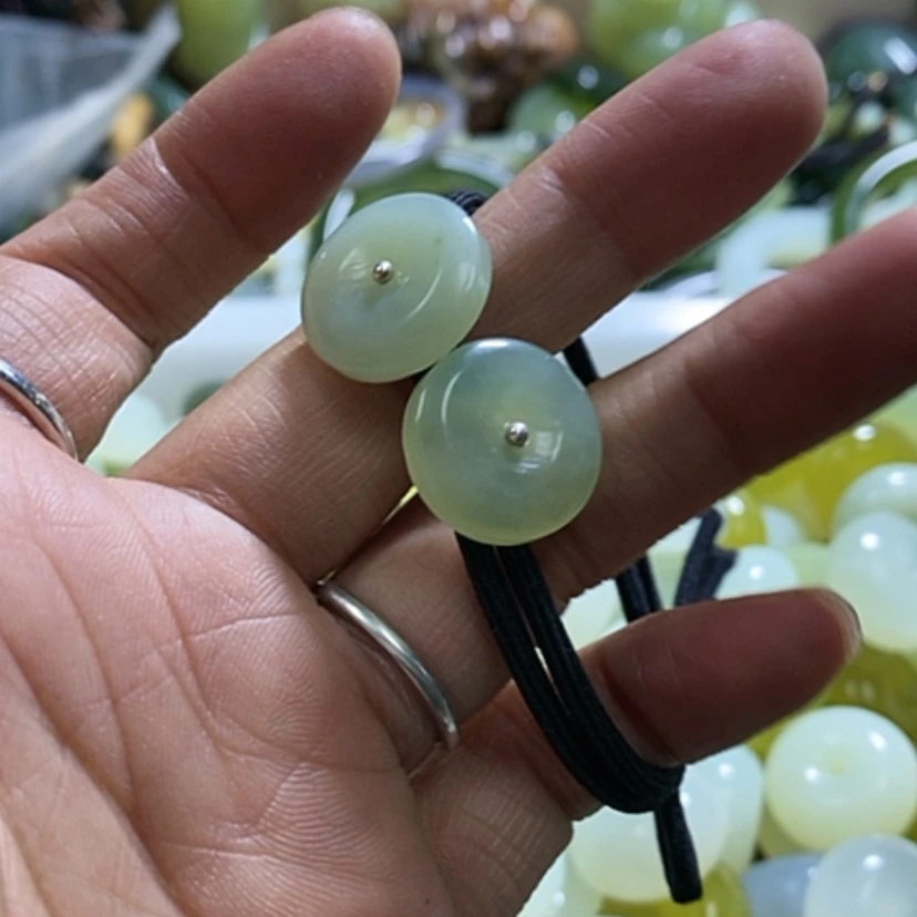 【闪购商品】岫玉皮套未镶嵌多样性发货