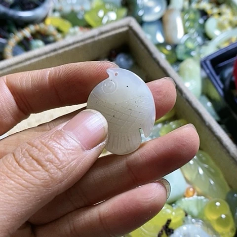 岫玉颈饰未镶嵌多样性发货
