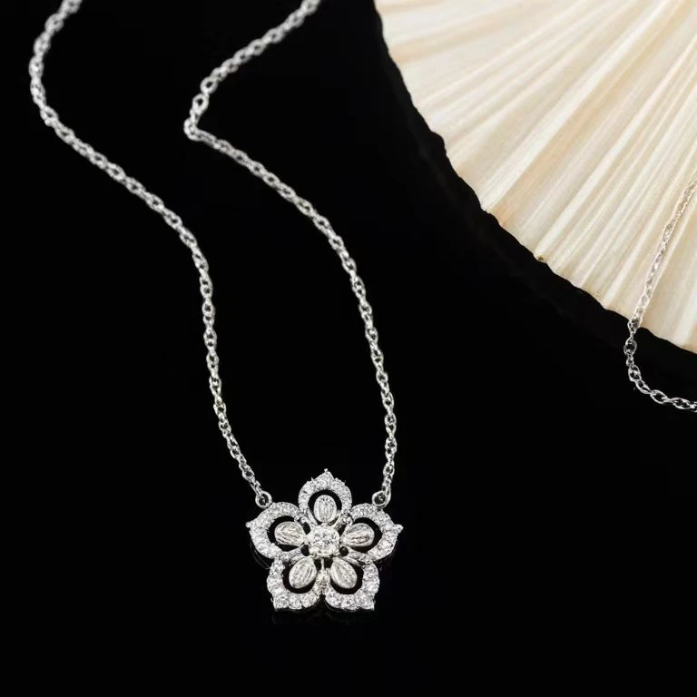 链子925银 老王甄选 气质时尚精致简约轻奢花花项链