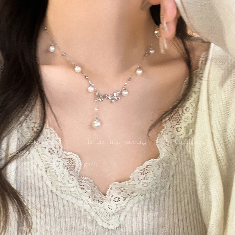 合金项链 在逃公主镂空蝴蝶流苏项链女小众设计感法式珠珠锁骨链