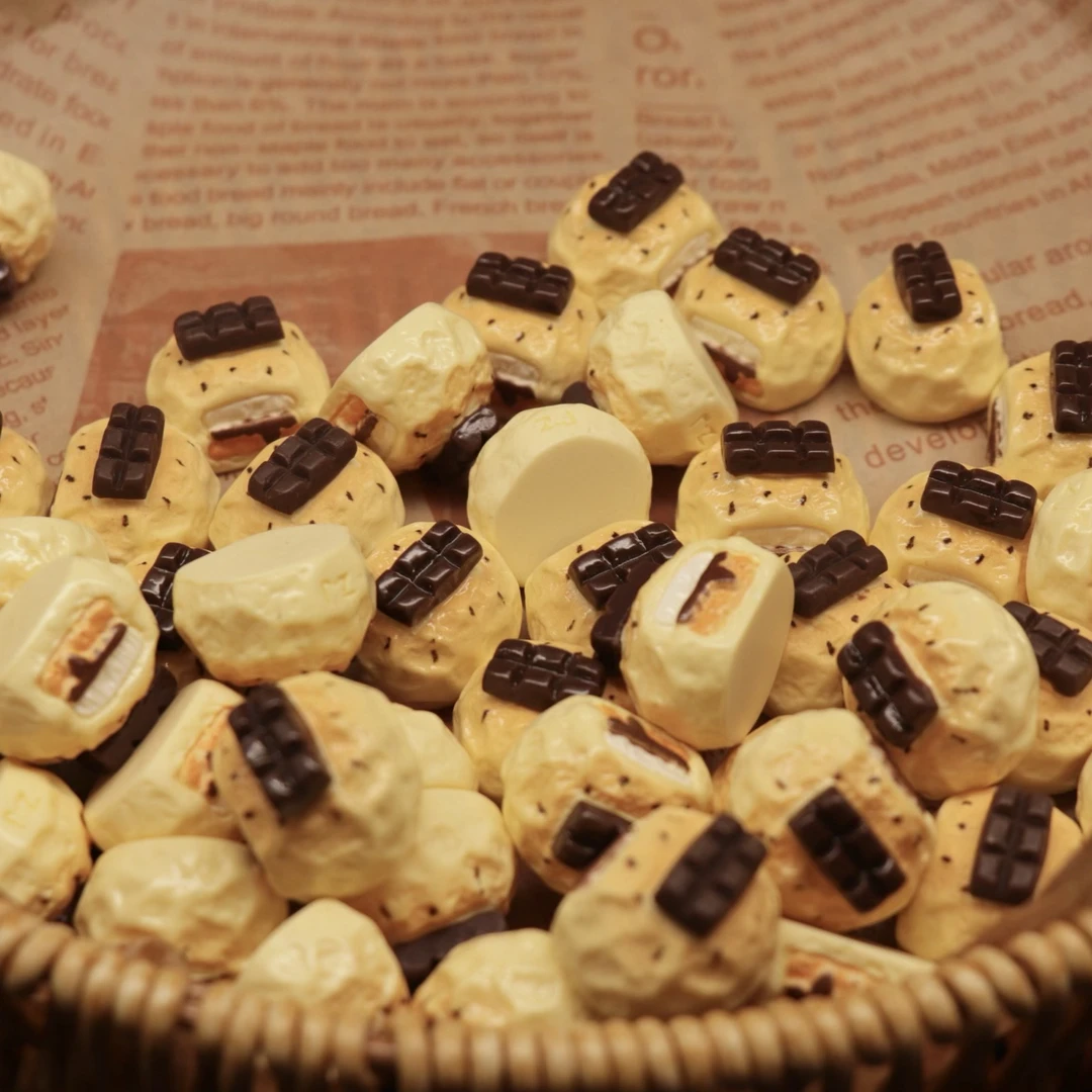 正经专属定制 亮面立体巧克力奶贝 DIY树脂配件钥匙扣冰箱贴发夹