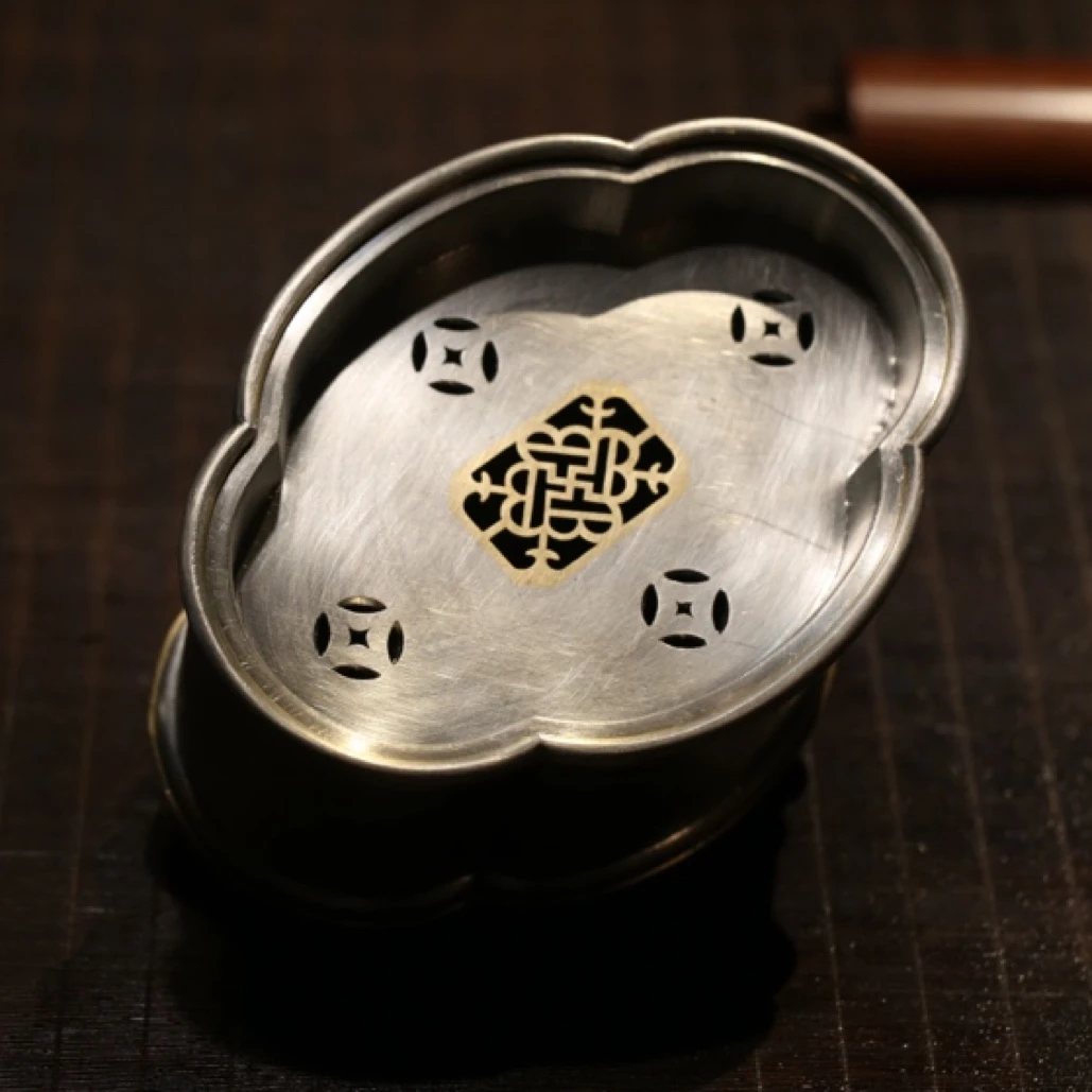 纯手工打造银头锡茶船，小海棠型，尺寸长18宽13高8 重约1110克左右