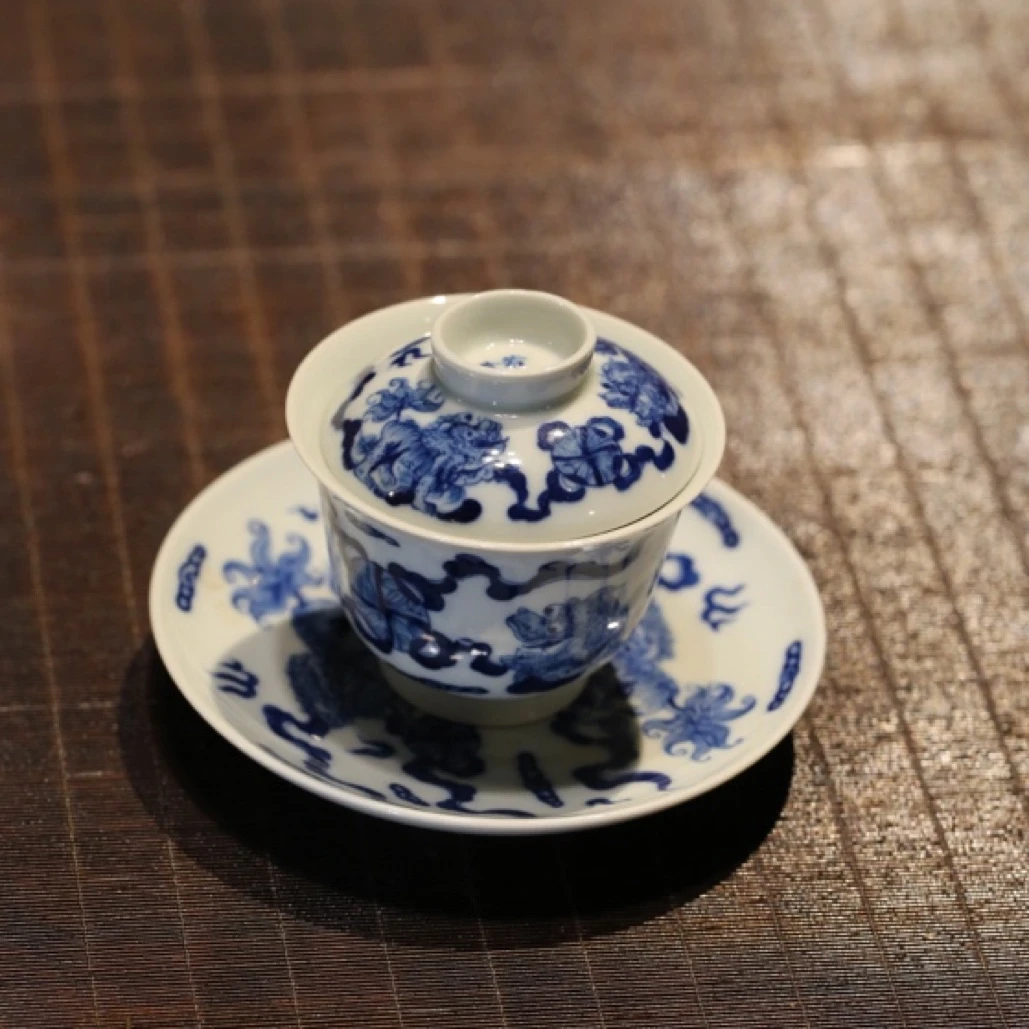 景德镇高岭土瓷,手工绘画,容量70毫升试茶标准器,釉层肥润