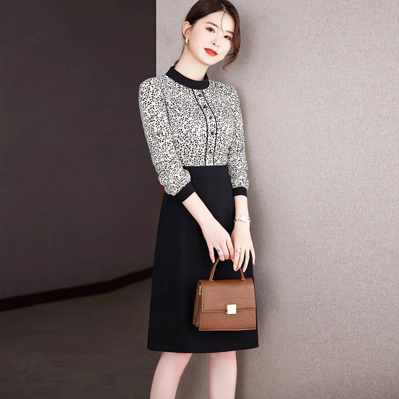 女装连衣裙2025春季新款裙子气质长袖洋气时尚打底秋冬减龄修身