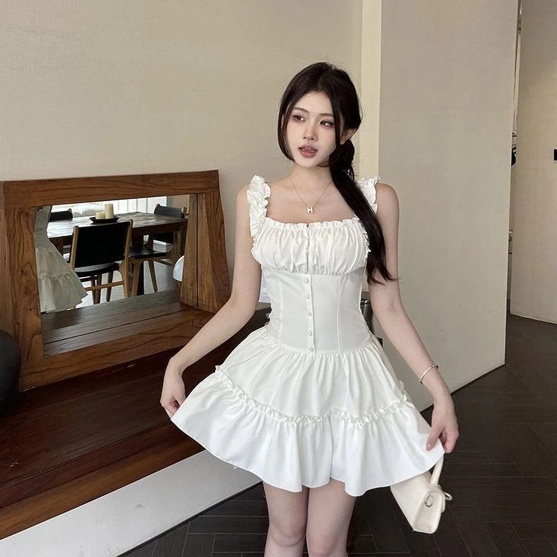 CF24040纯欲风夏季辣妹蓬蓬款短裙 气质收腰缩褶白色吊带连衣裙女