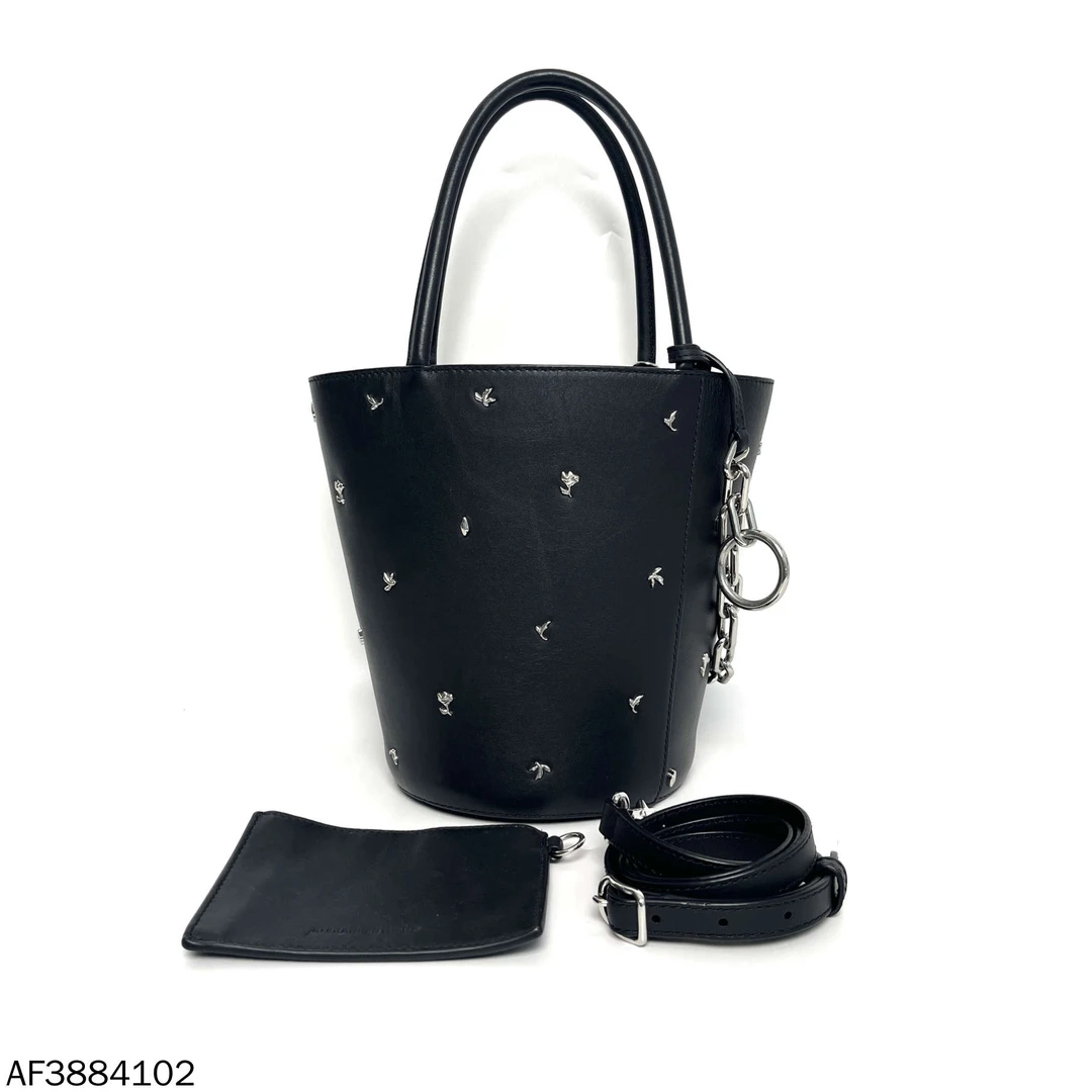 95新 Alexander McQueen/亚历山大·麦昆 铆钉菜篮子包/AF3884102