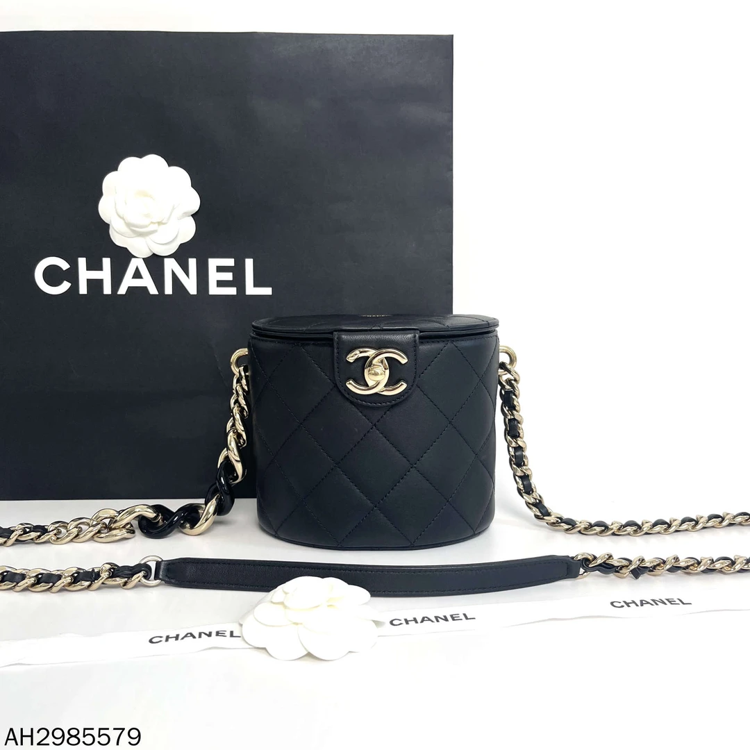 95新 Chanel/香奈儿 黑金20cVanity case化妆包29开/AH2985579