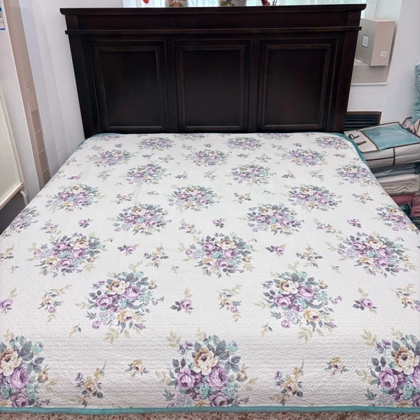 48637 棉加绒多功能床盖200×220cm 内里填充羽丝棉，双面可用