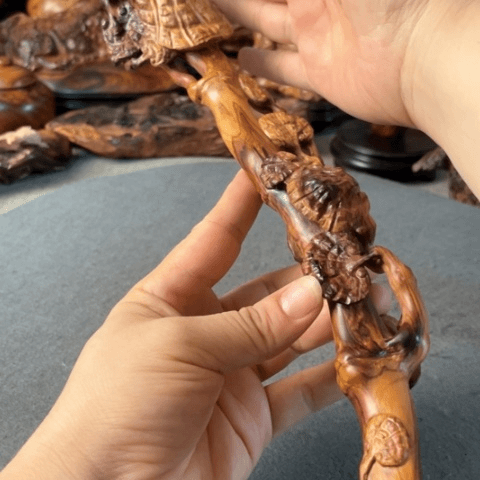 【闪购商品】降香黄檀把件……………