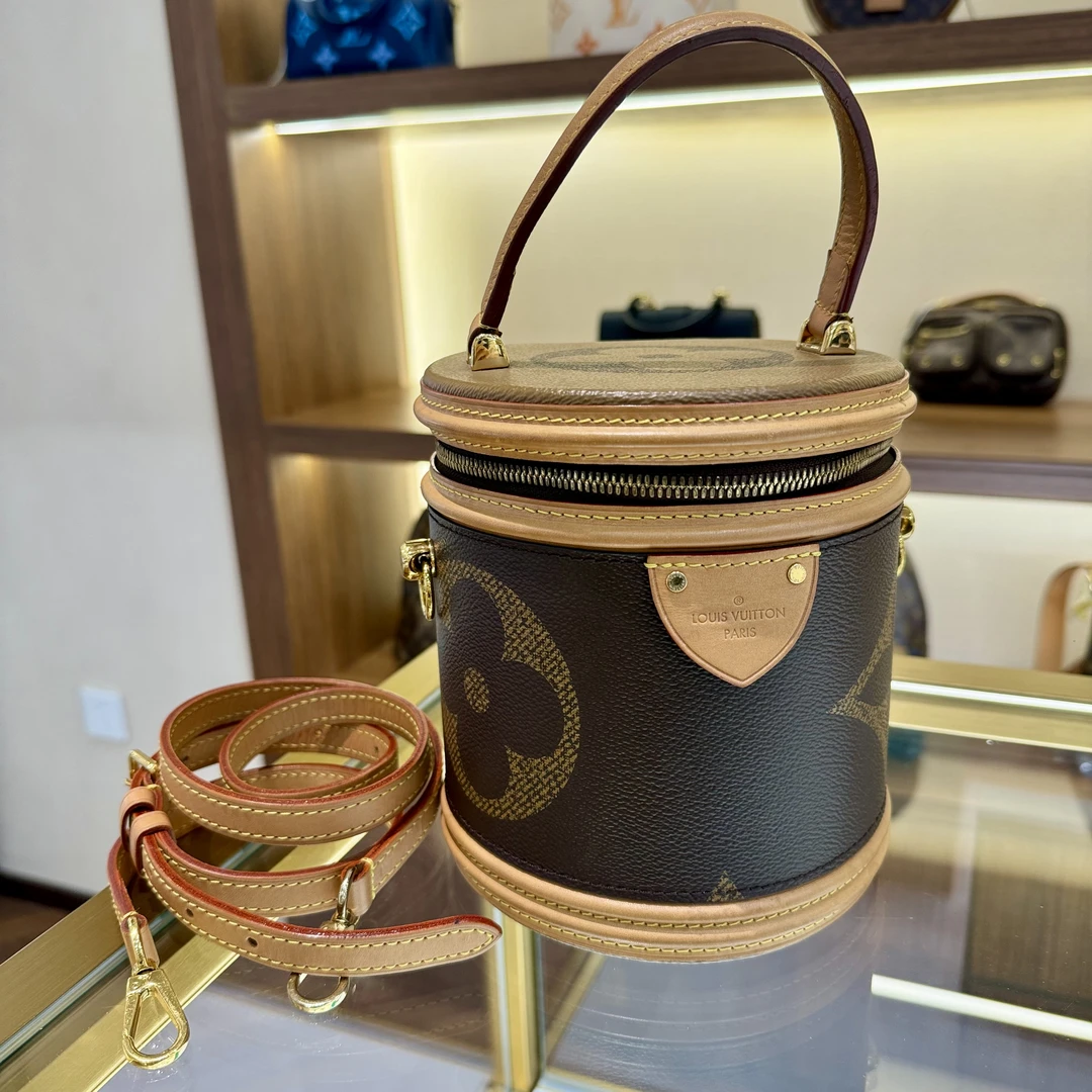 95新 LV Lv老花焦糖饭桶包 95新 缺钥匙