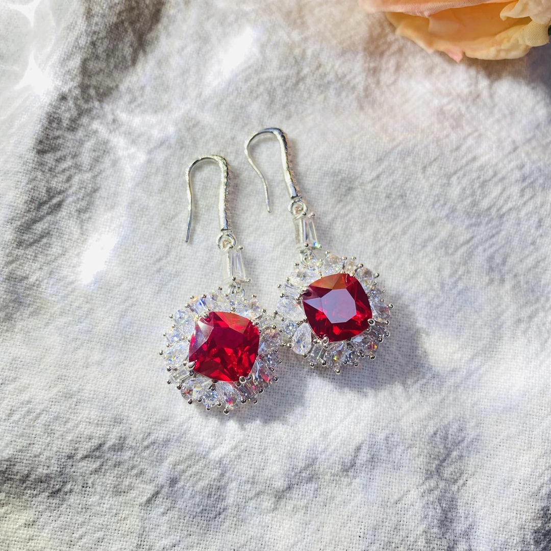 【美佳甄选】烈焰之心红色耳环 ZSS 5228