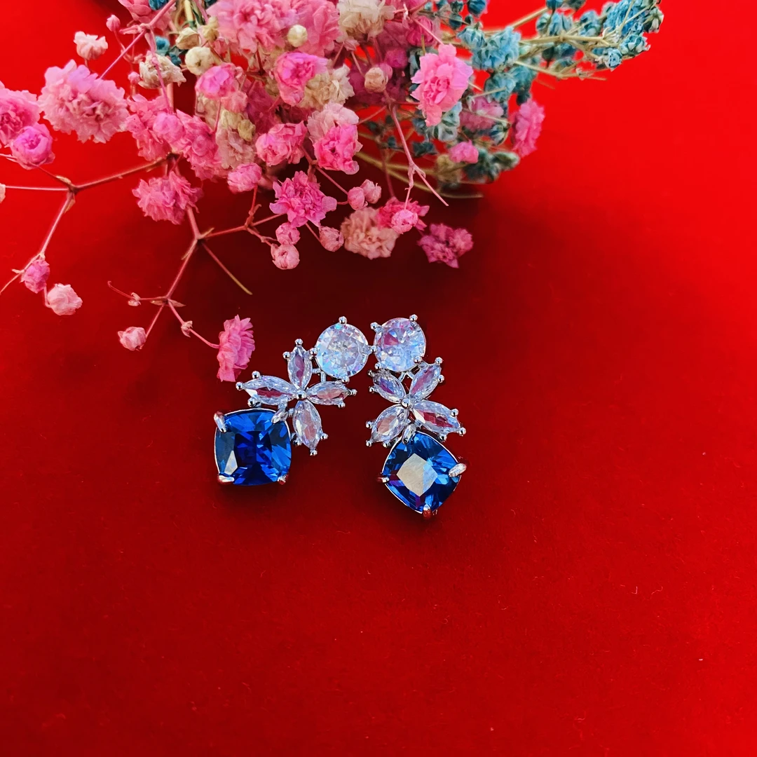 【美佳甄选】灿蓝星辰蓝色耳饰JH 6226