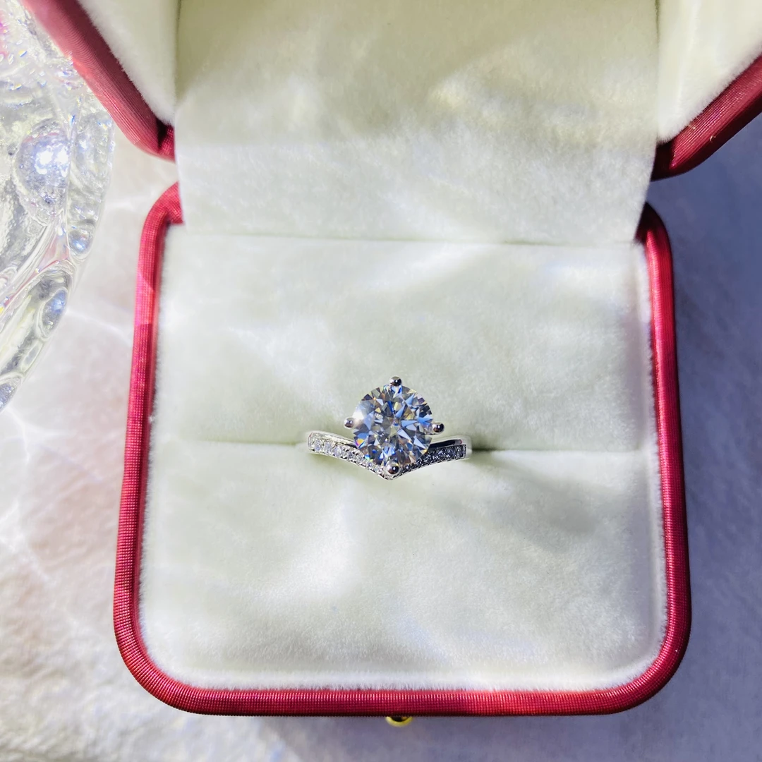 【美佳甄选】熠熠生辉大白白戒指 2CL JZ 6870