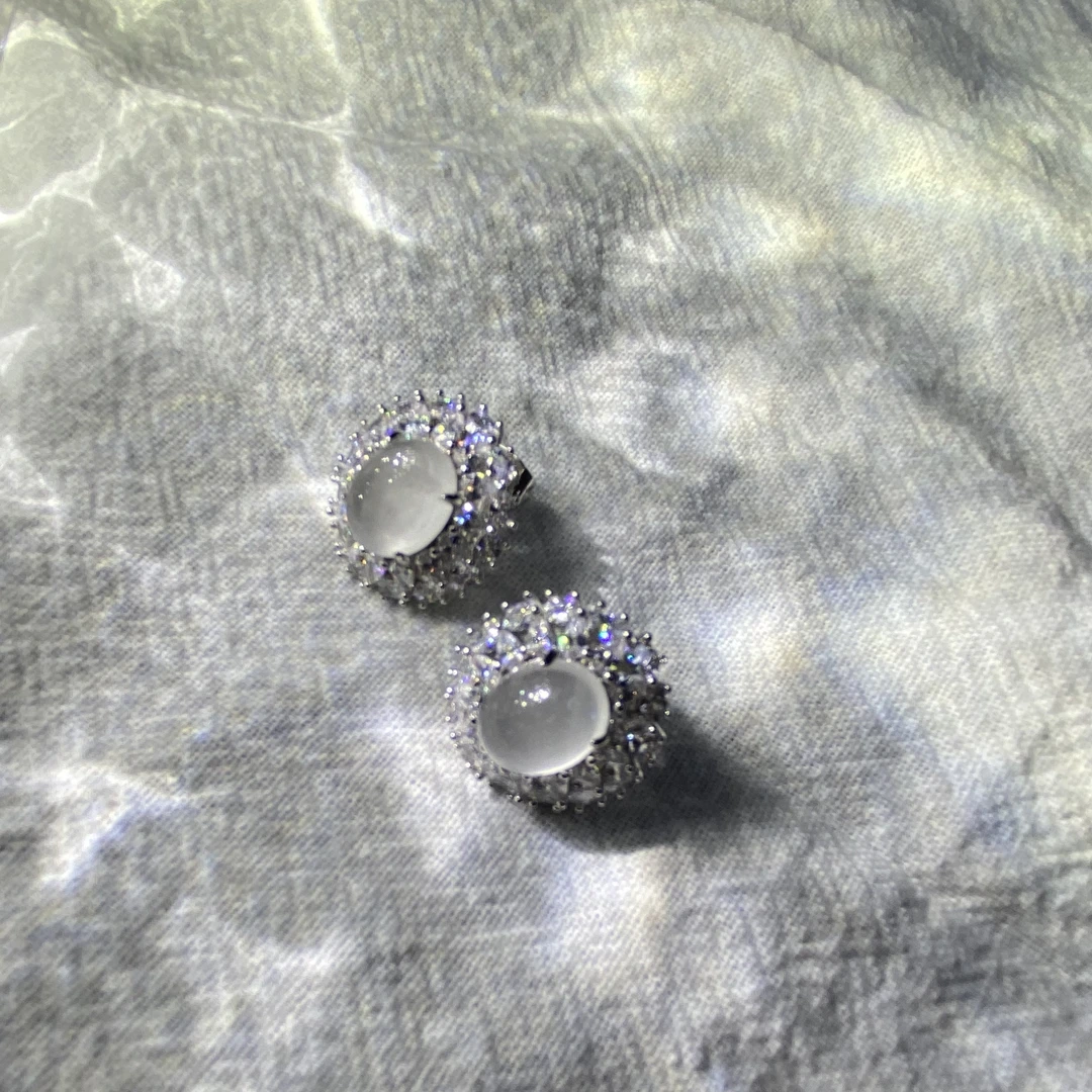 非金属珐琅耳饰 【轻奢设计】恒久璀璨白色耳饰HL 6752