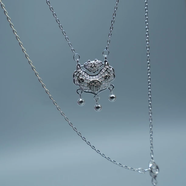 坠链均足银 足银镂空花丝福字转运铃铛小众古风坠链平安锁