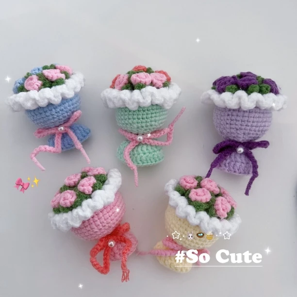 迷你手捧花钥匙扣包挂情人节礼物一个