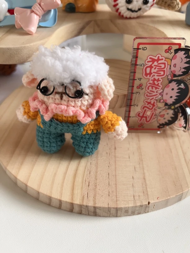 背带裤羊博士钥匙扣包挂成品手工钩织