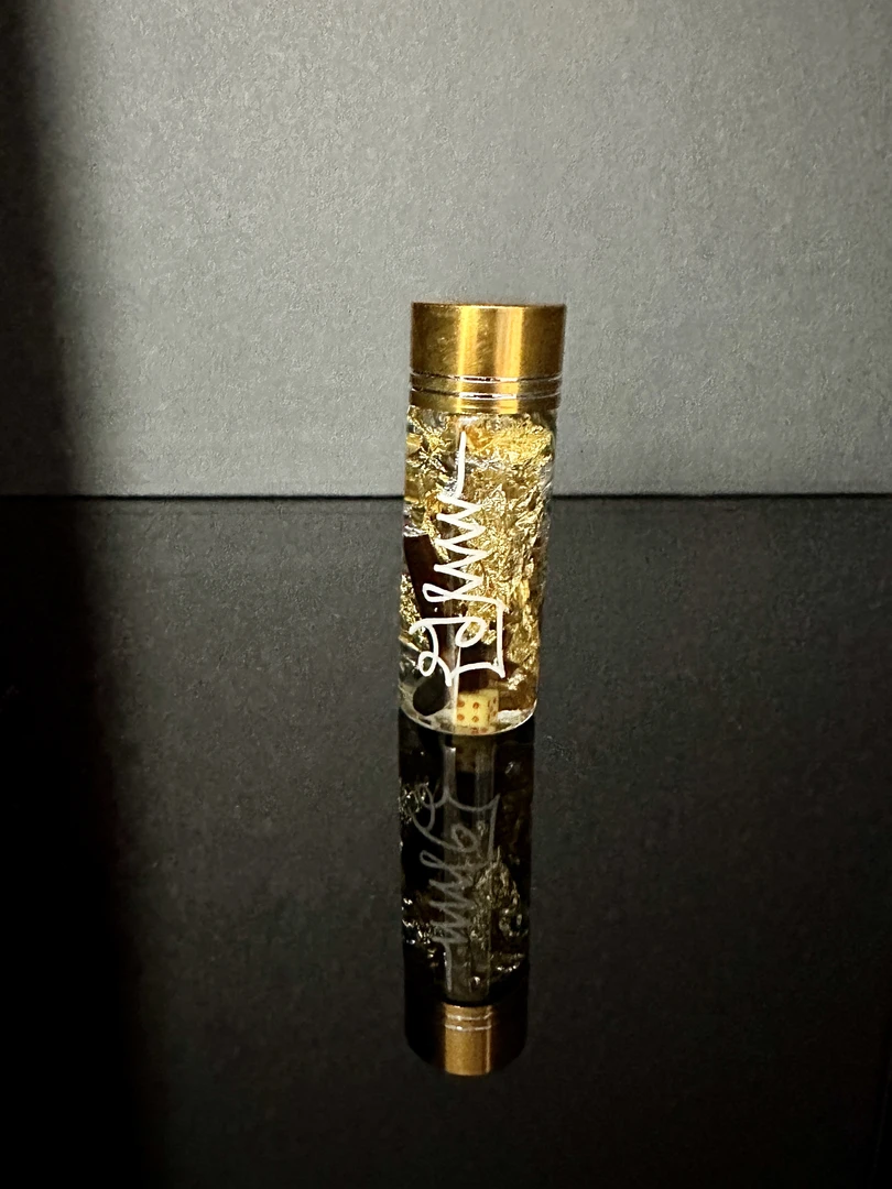 催云偏偏油特色摆件