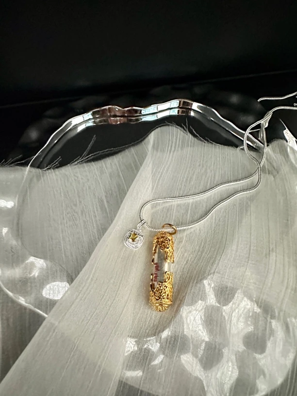 坤皮反某弹管饰品特色摆件