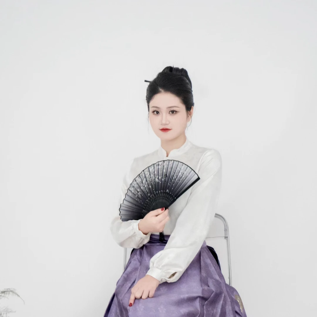 觅棠原创提花立领衬衫灯笼长袖显瘦日常