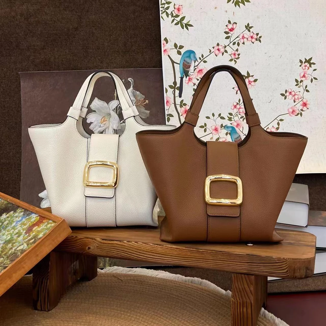 【晨老板】时尚经典金属扣包包69221078