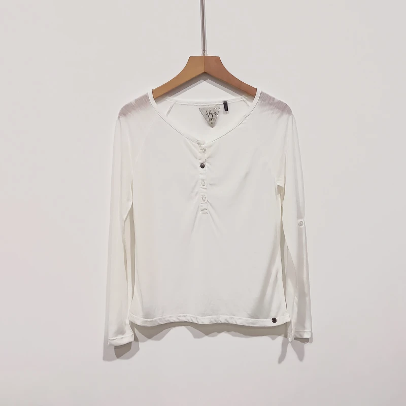 长袖t恤女薄款秋冬季圆领白色纽扣时尚气质休闲纯色可内搭舒适潮