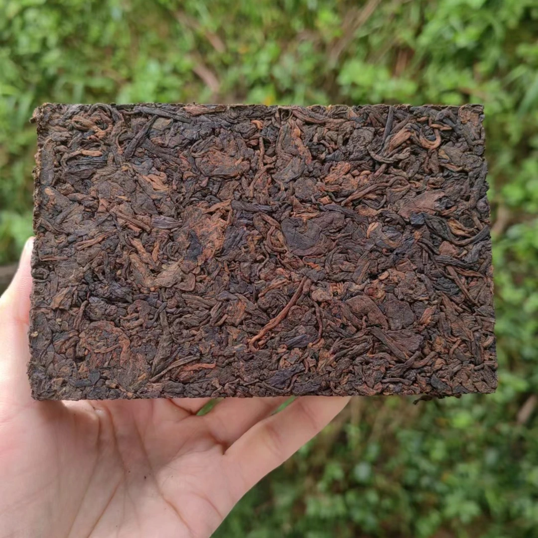 岚聚茶业 2017年无量原味熟茶砖 250g 细茶头砖