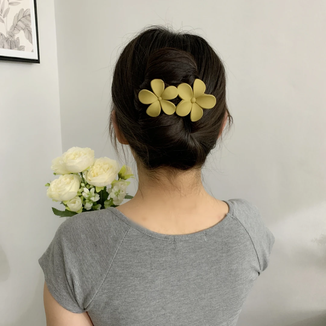 简约气质花朵发夹女后脑勺大号盘发鸭嘴夹2024新款高级感发卡头饰