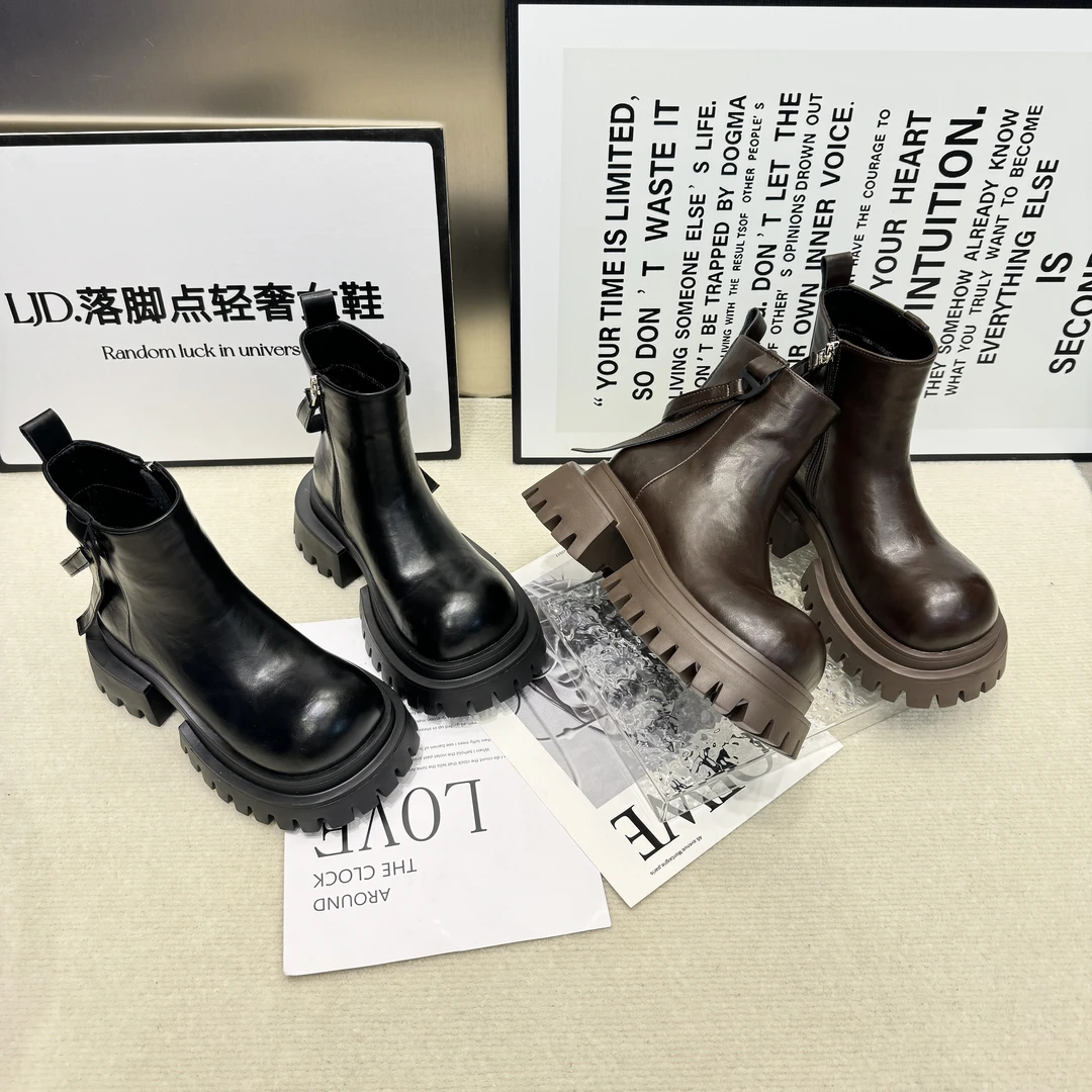 LJD【长期主义】2027秋季新款时尚百搭厚底英伦风马丁靴圆头短靴ins
