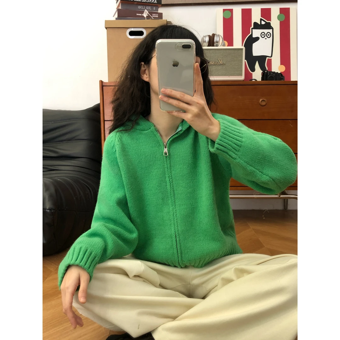 韩系简约显白纯色连帽针织衫女秋冬新款宽松休闲百搭显瘦毛衣外套