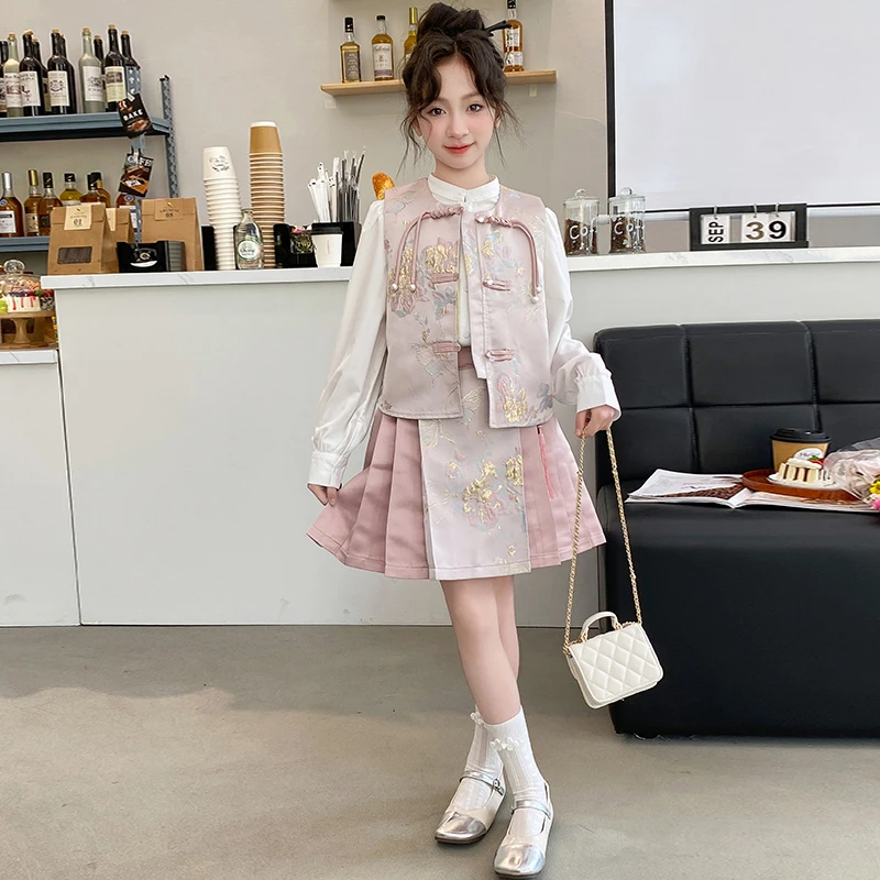 中大童马面裙套装2025新款秋装洋气中国风小女孩马甲衬衫三件套装