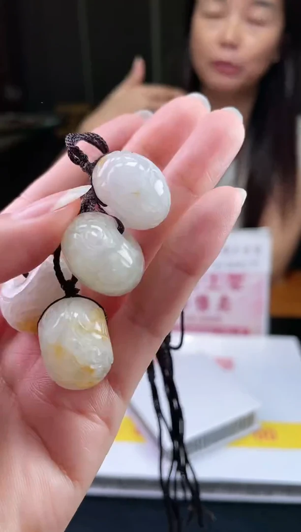 【闪购商品】翡翠吊坠(不含链)未镶嵌挂件路路通随机发A1 |+0