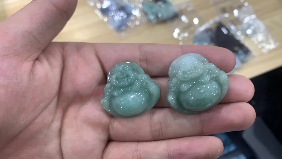 【小蕊寻翠】翡翠吊坠佛公多样性发货XR-4878