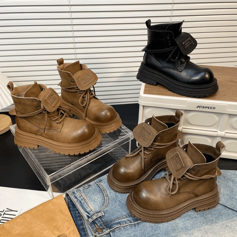 欧货2024秋新款真皮做旧字母翻领系带马丁靴擦色厚底短靴机车靴女
